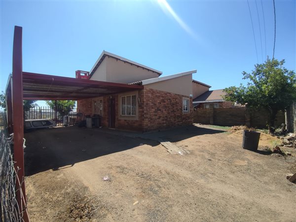 3 Bedroom House 3 Bedroom House