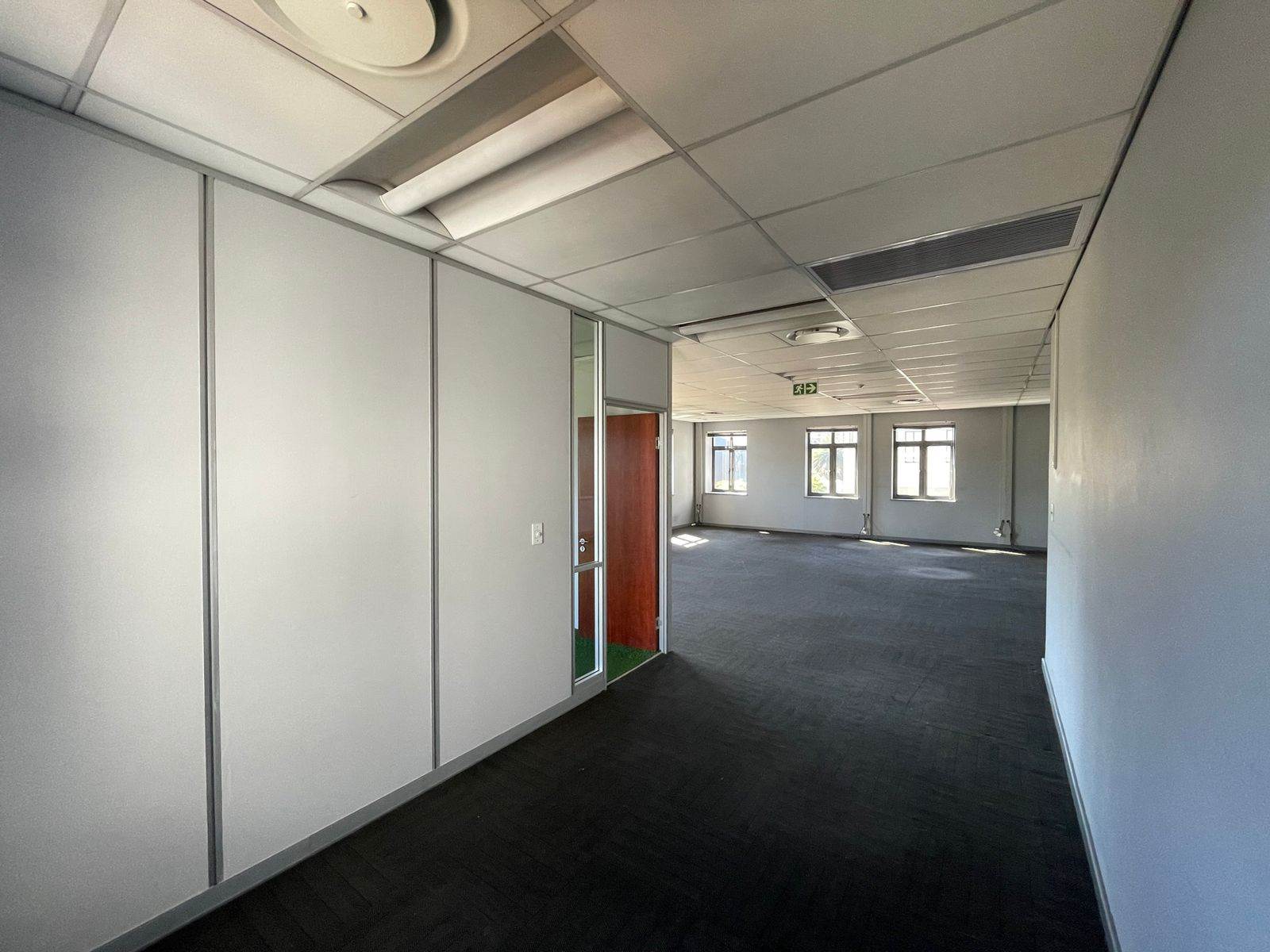 870  m² Commercial space in Century City photo number 23
