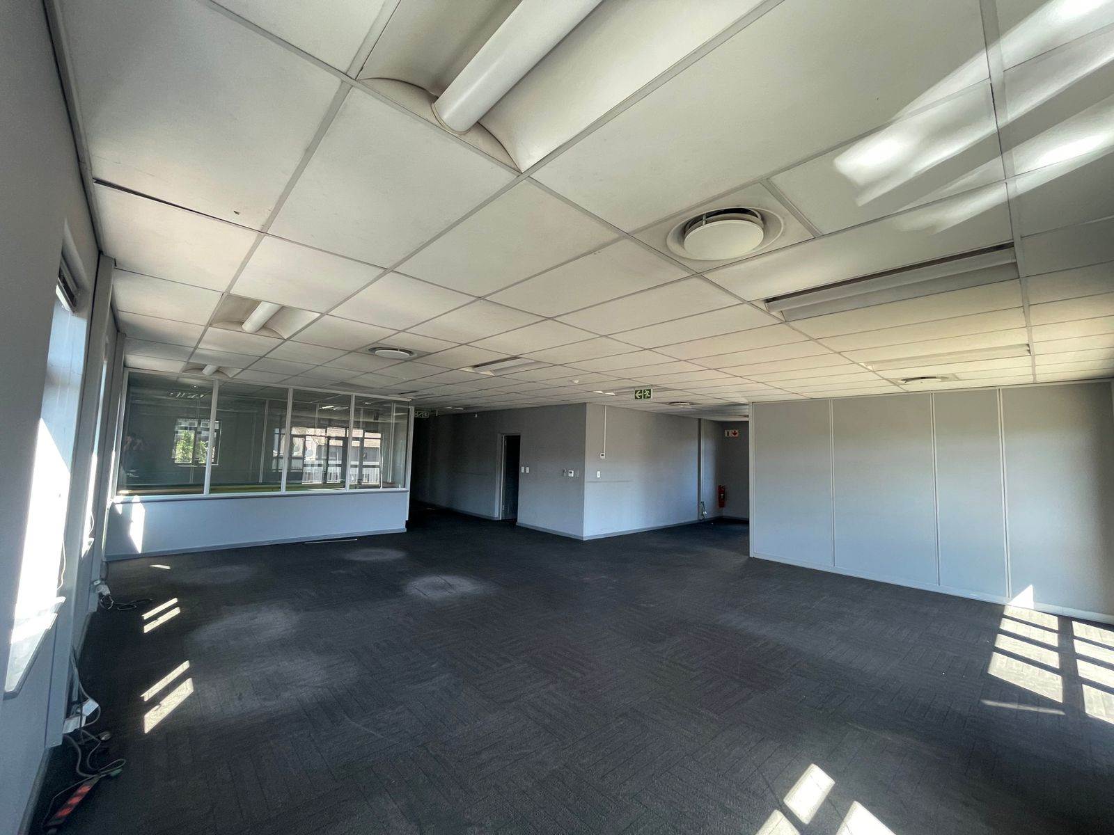 870  m² Commercial space in Century City photo number 19