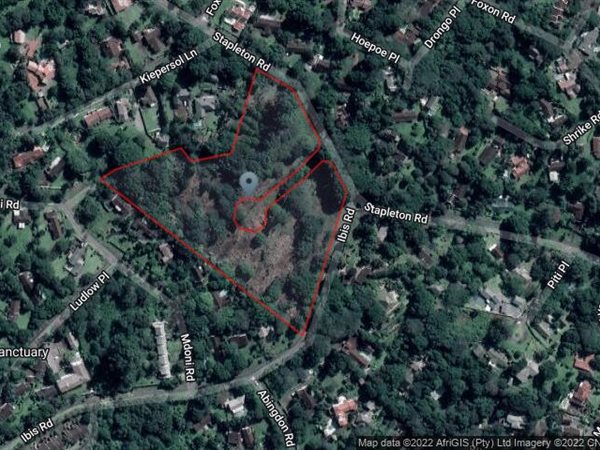 3.5 ha Land available in Umtentweni