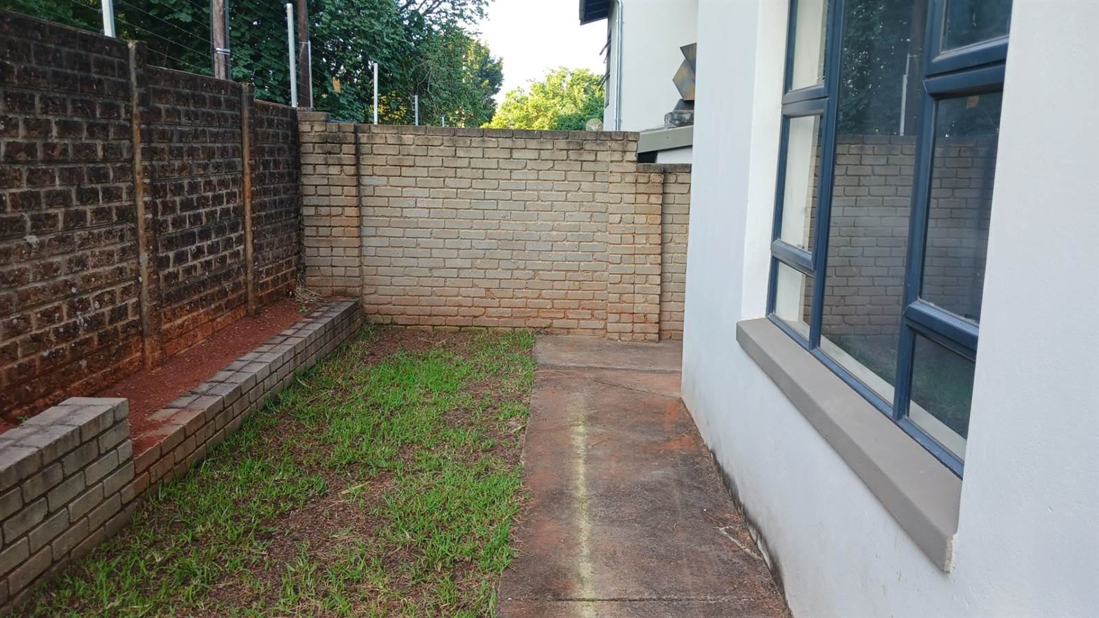 3 Bed Townhouse in Tzaneen photo number 25