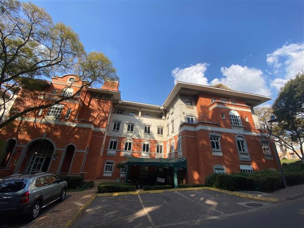 516  m² Commercial space in Parktown