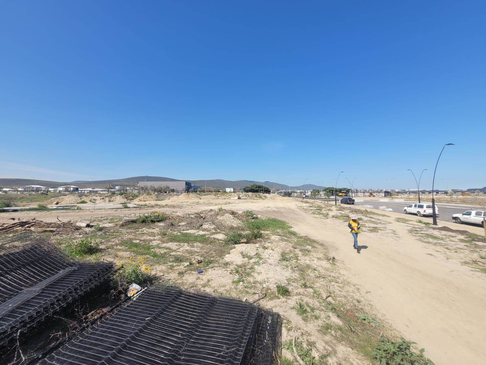 3.6 ha Land available in Milnerton photo number 8