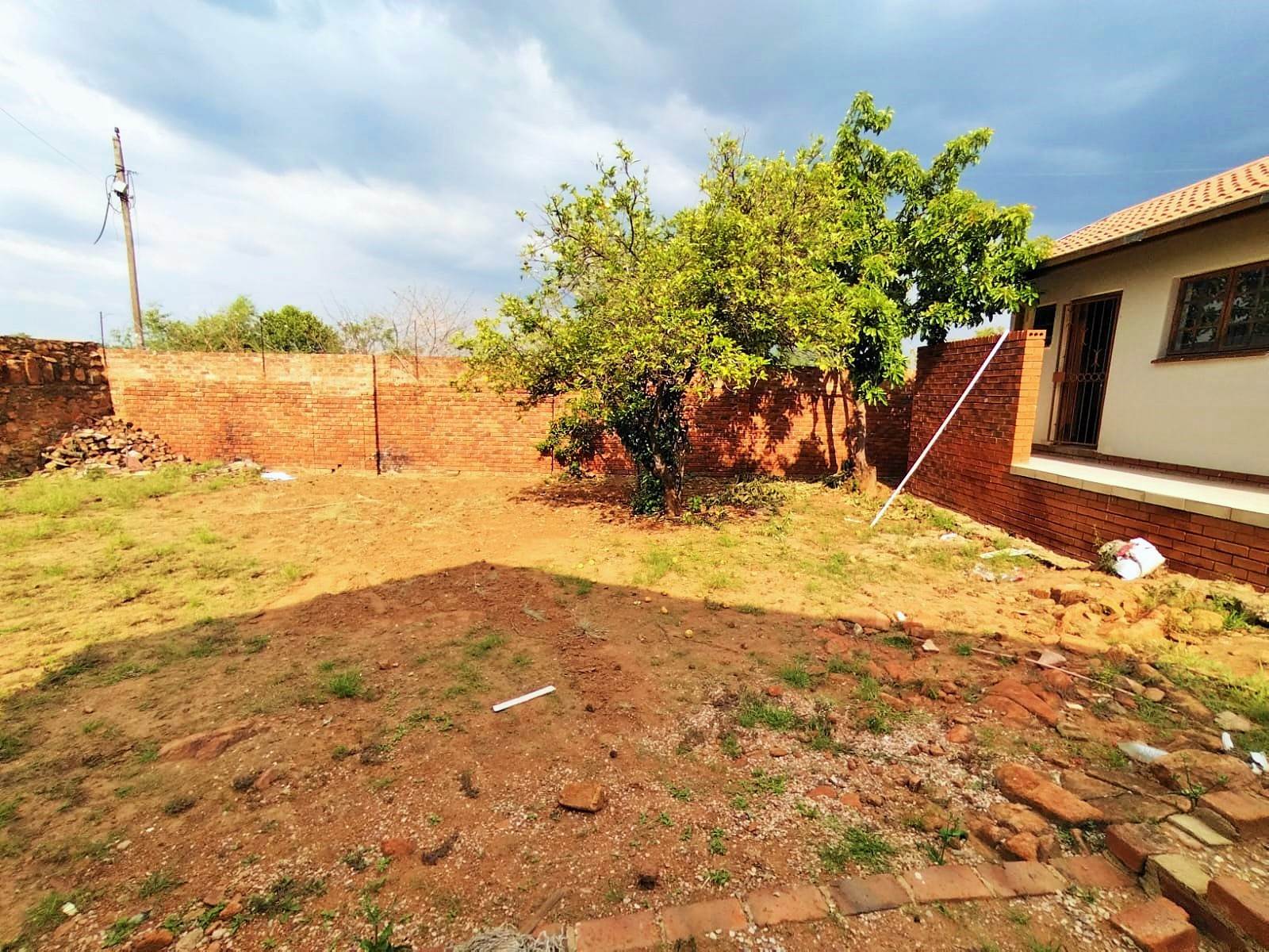 6 Bed House in Soshanguve photo number 29