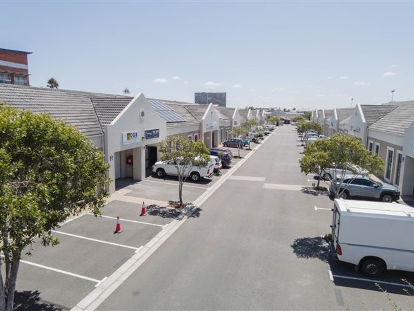 102  m² Commercial space in Milnerton Central