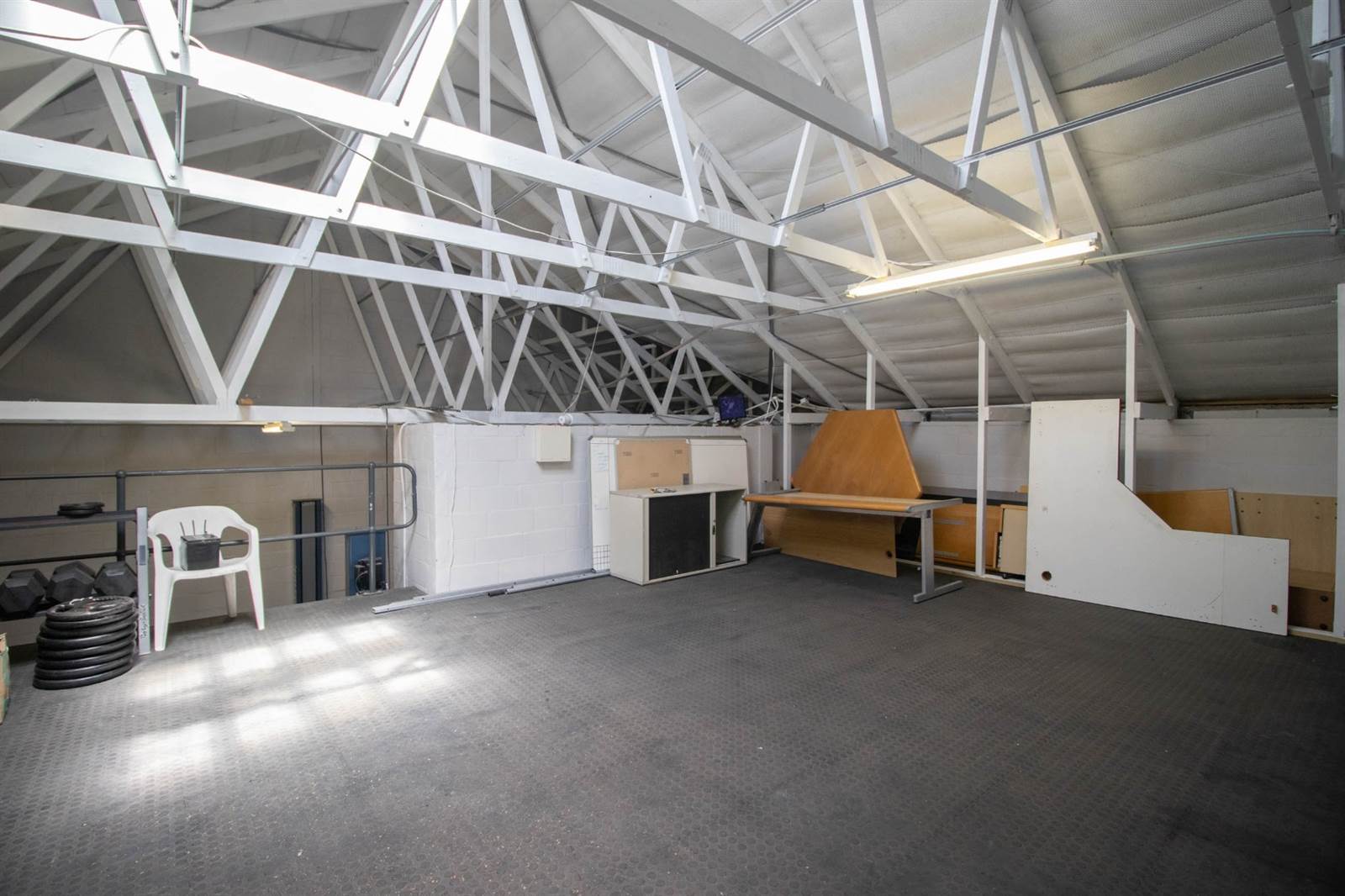 102  m² Commercial space in Milnerton Central photo number 6