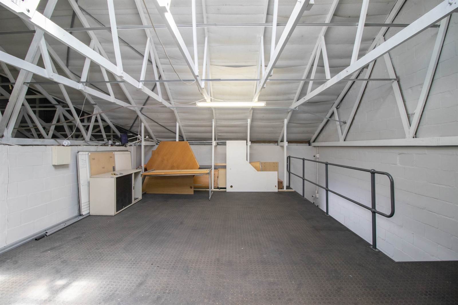 102  m² Commercial space in Milnerton Central photo number 7