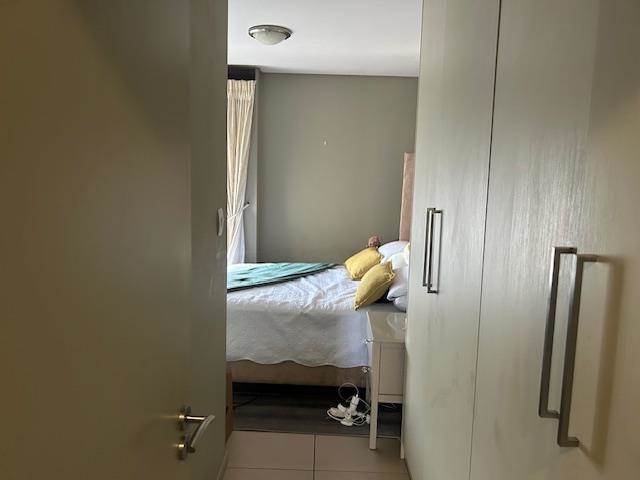 1 Bed Apartment in Edenburg photo number 8