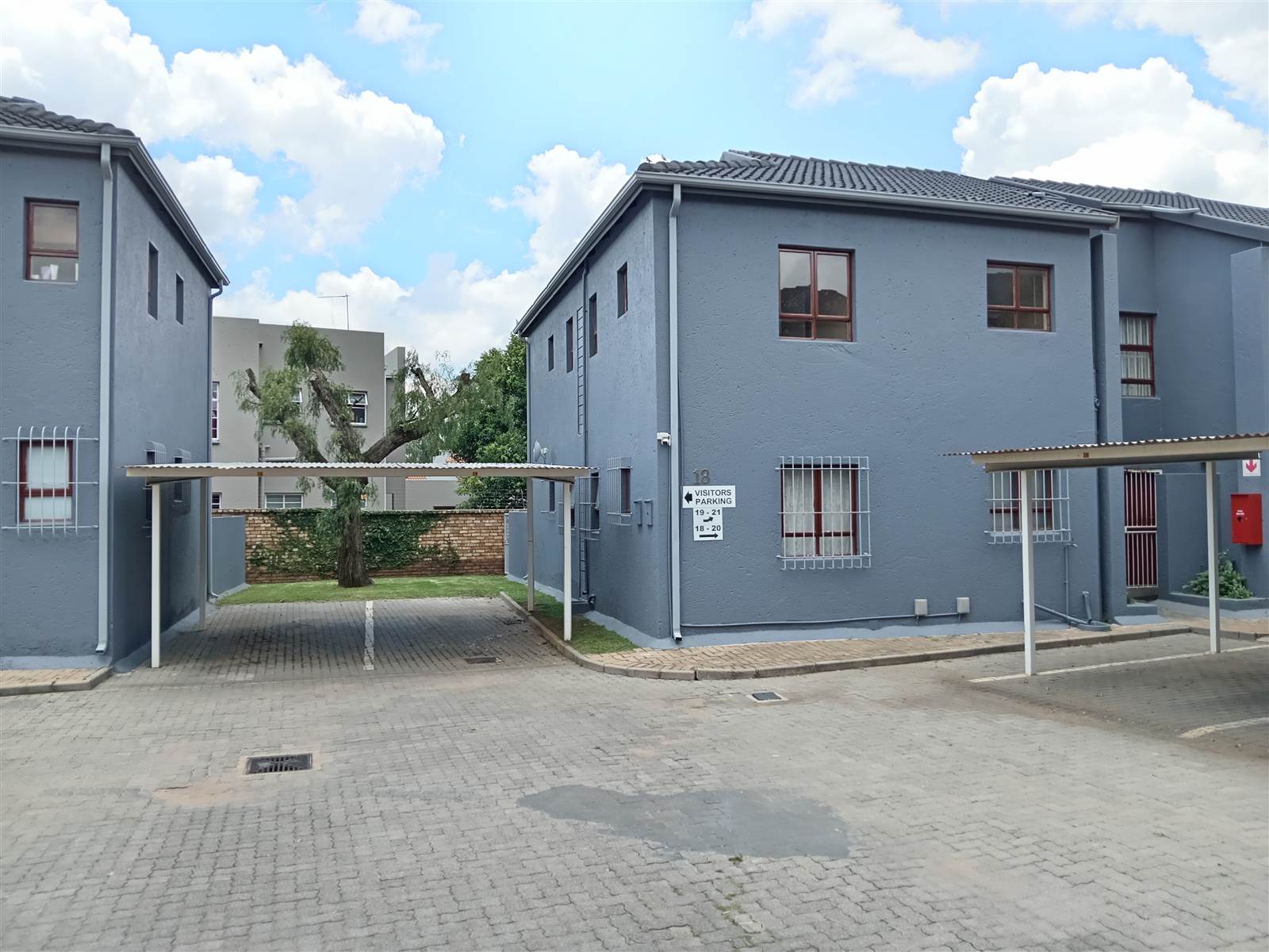 2 Bed House in Glen Marais photo number 10
