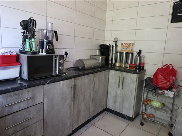 2 Bed Flat in Edleen