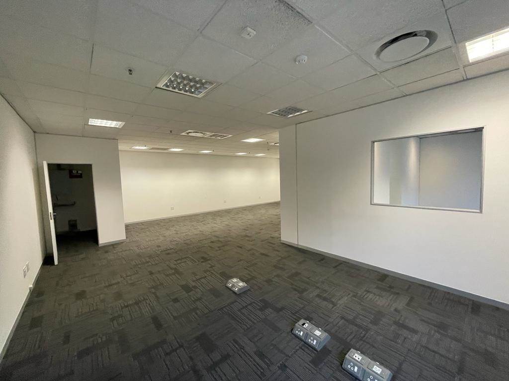 215  m² Commercial space in Melrose Arch photo number 14