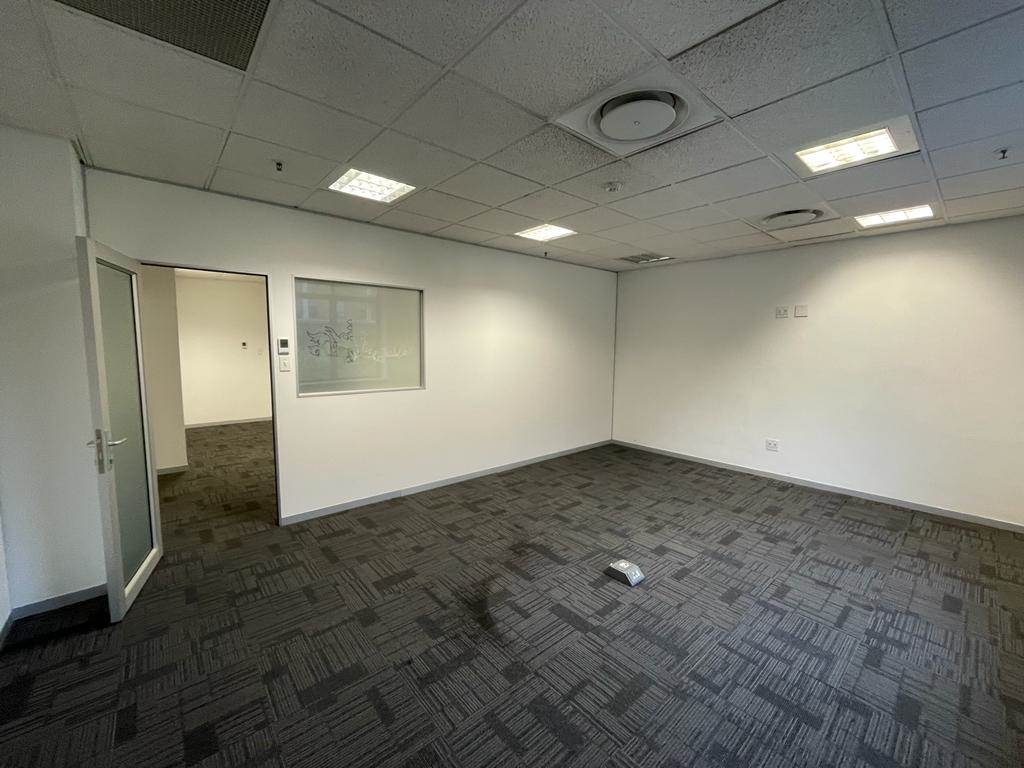 215  m² Commercial space in Melrose Arch photo number 5