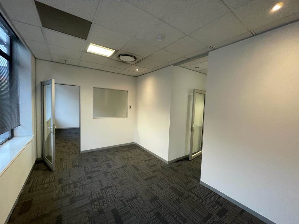 215  m² Commercial space in Melrose Arch photo number 15