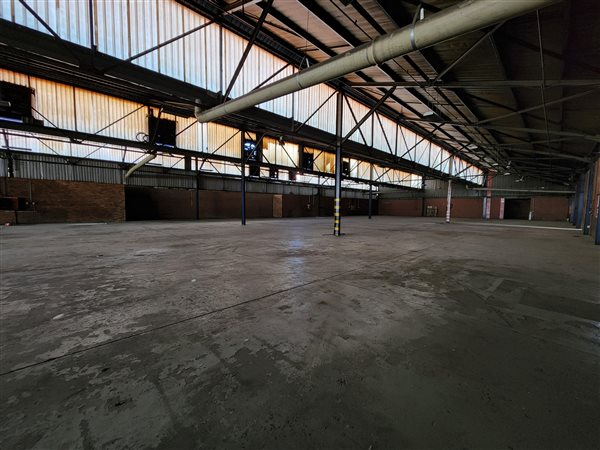 6308  m² Industrial space in Spartan