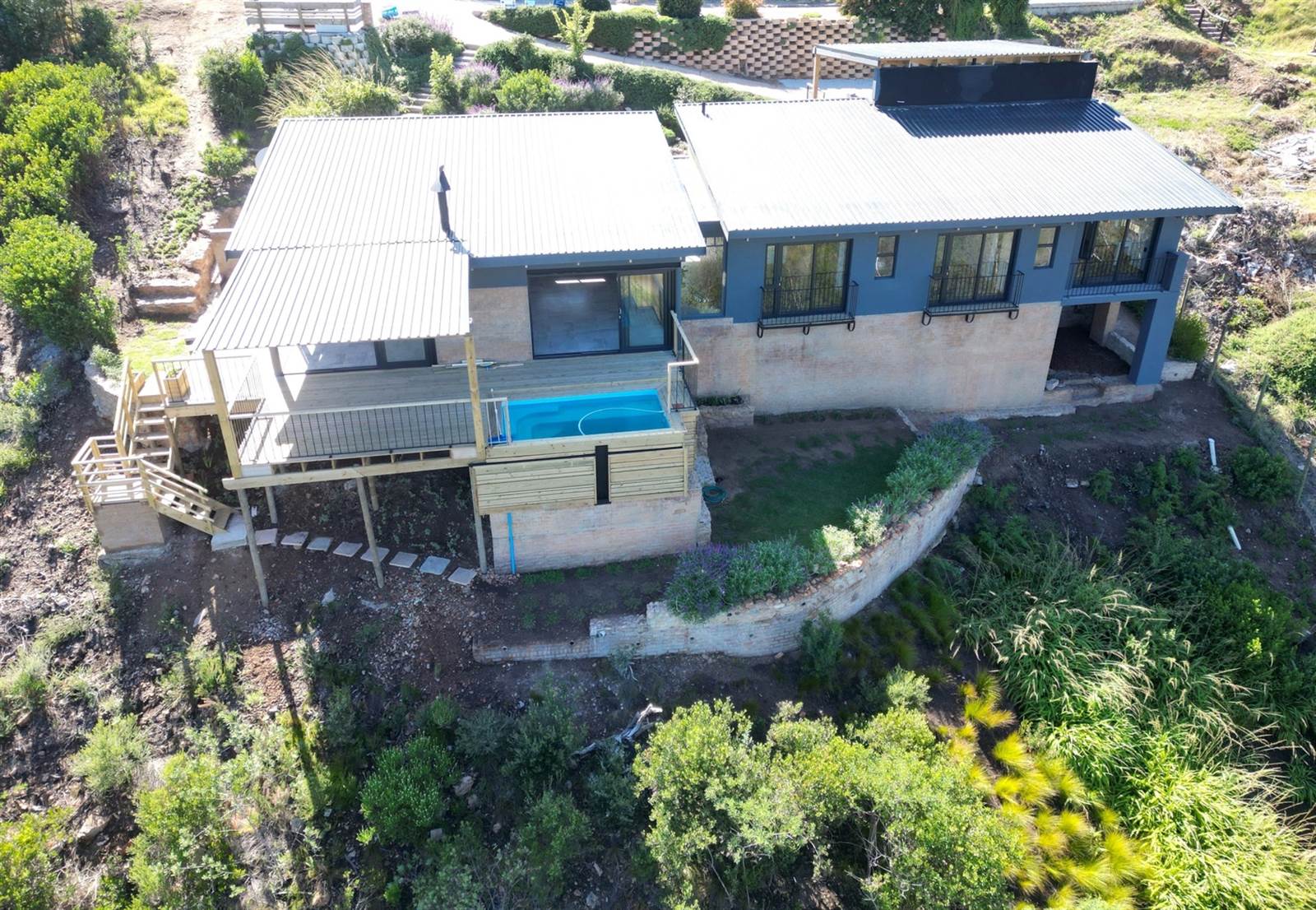 3 Bed House in Knysna Heights photo number 3