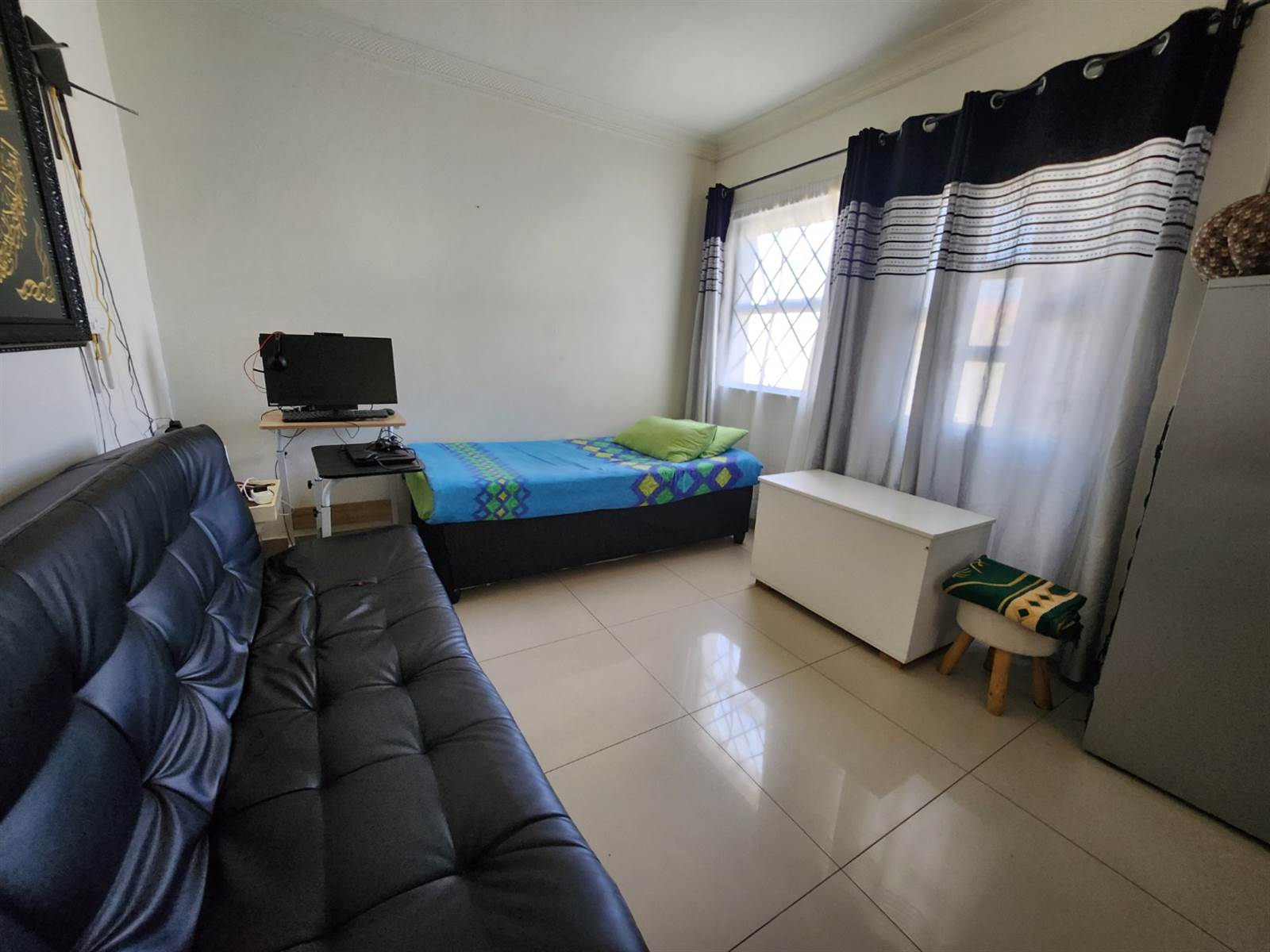 4 Bed House in Strandfontein photo number 5