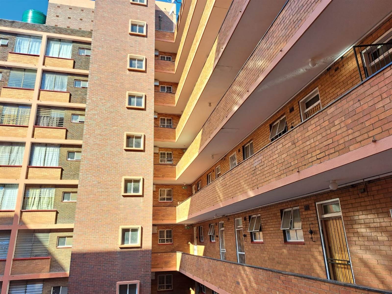 Studio Apartment in Pretoria Central photo number 20