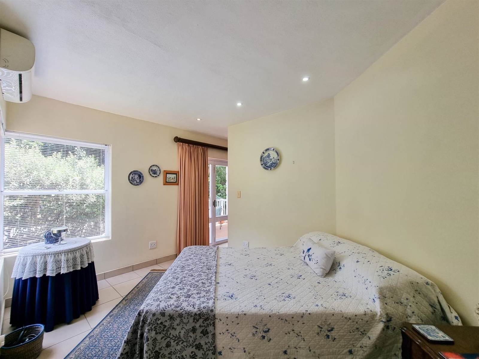 1 Bed Apartment in La Lucia photo number 14