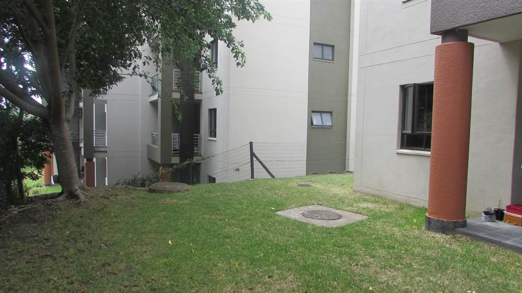 1 Bed Apartment in Westville photo number 6