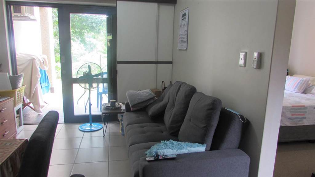 1 Bed Apartment in Westville photo number 12