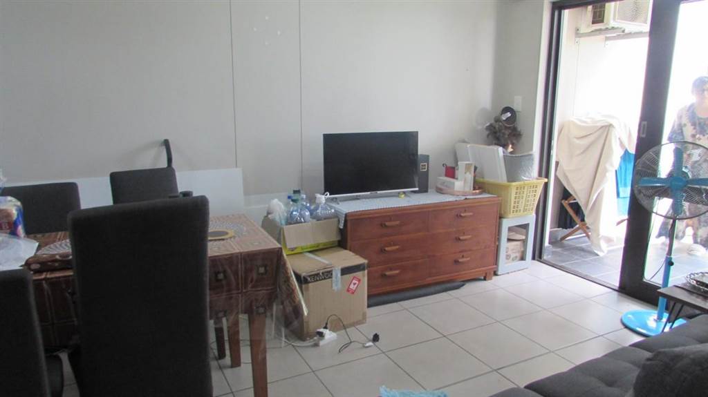 1 Bed Apartment in Westville photo number 10