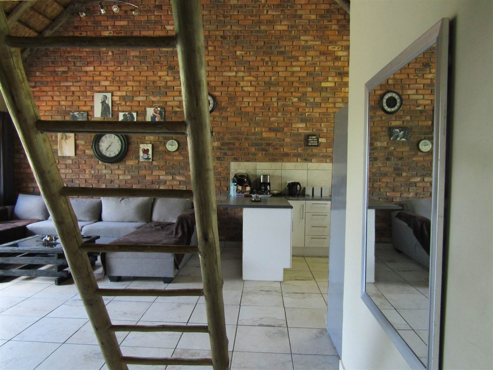 2 Bed Townhouse in Mnandi AH photo number 14