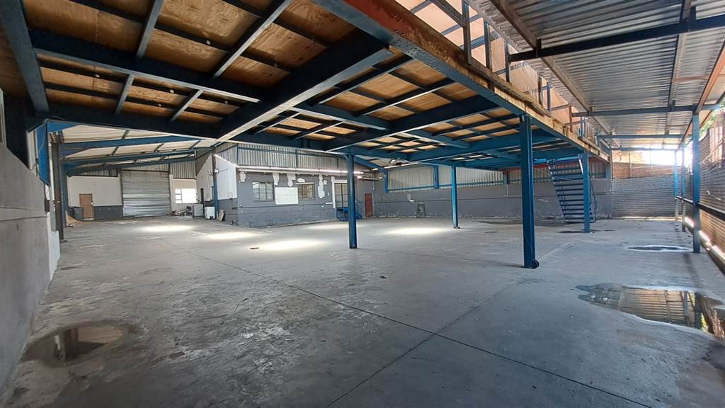 500  m² Industrial space in Silverton photo number 9