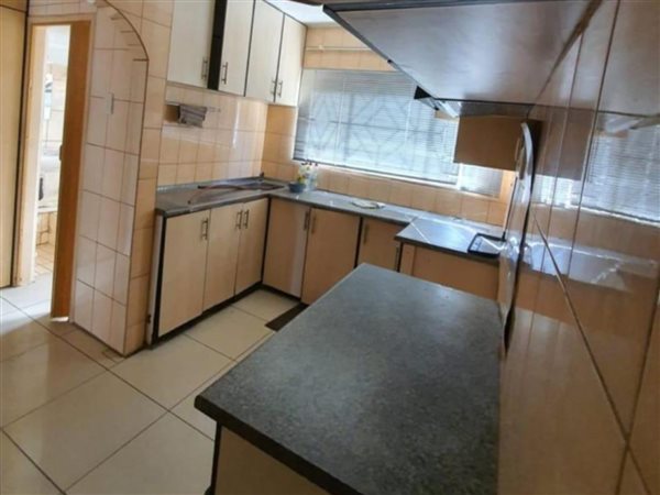 1 Bed Apartment in Whetstone