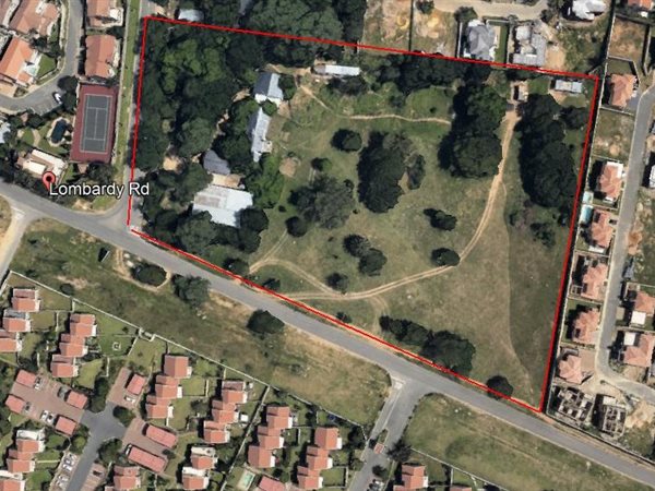 2 ha Land available in Broadacres