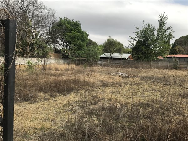 1973 m² Land available in Rynfield