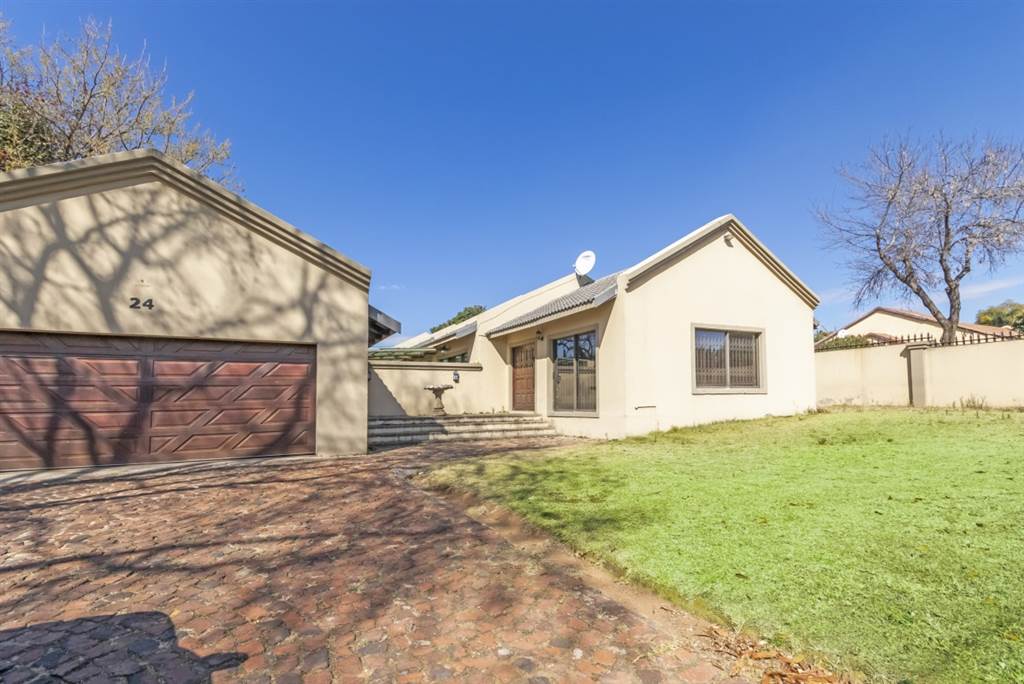 3 Bed House in Bloubosrand photo number 1