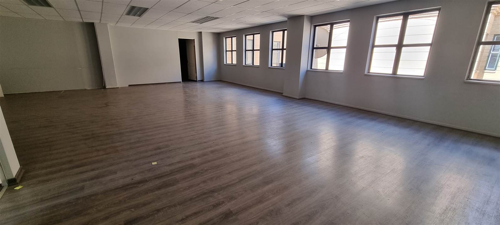 587  m² Commercial space in Bryanston photo number 26