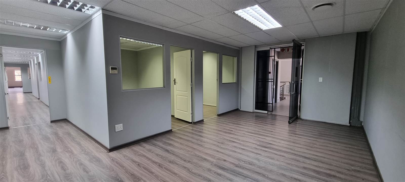 587  m² Commercial space in Bryanston photo number 10