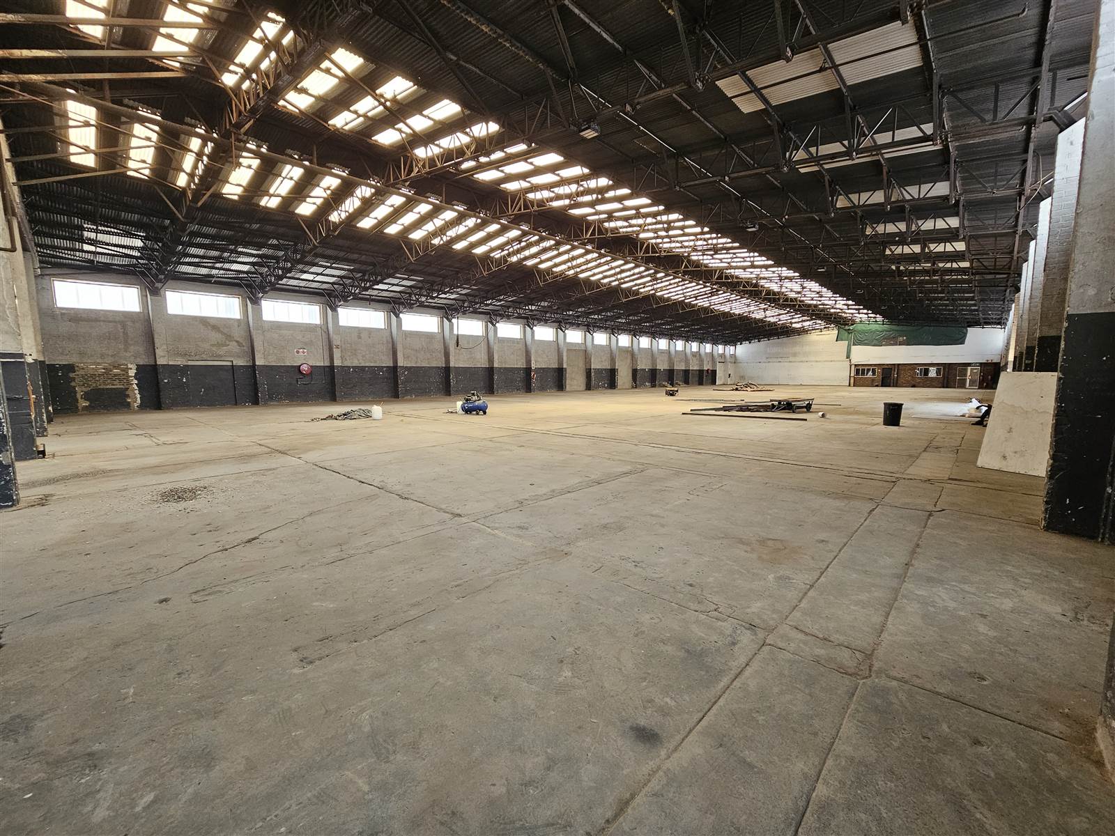 2117  m² Industrial space in Benoni South photo number 5