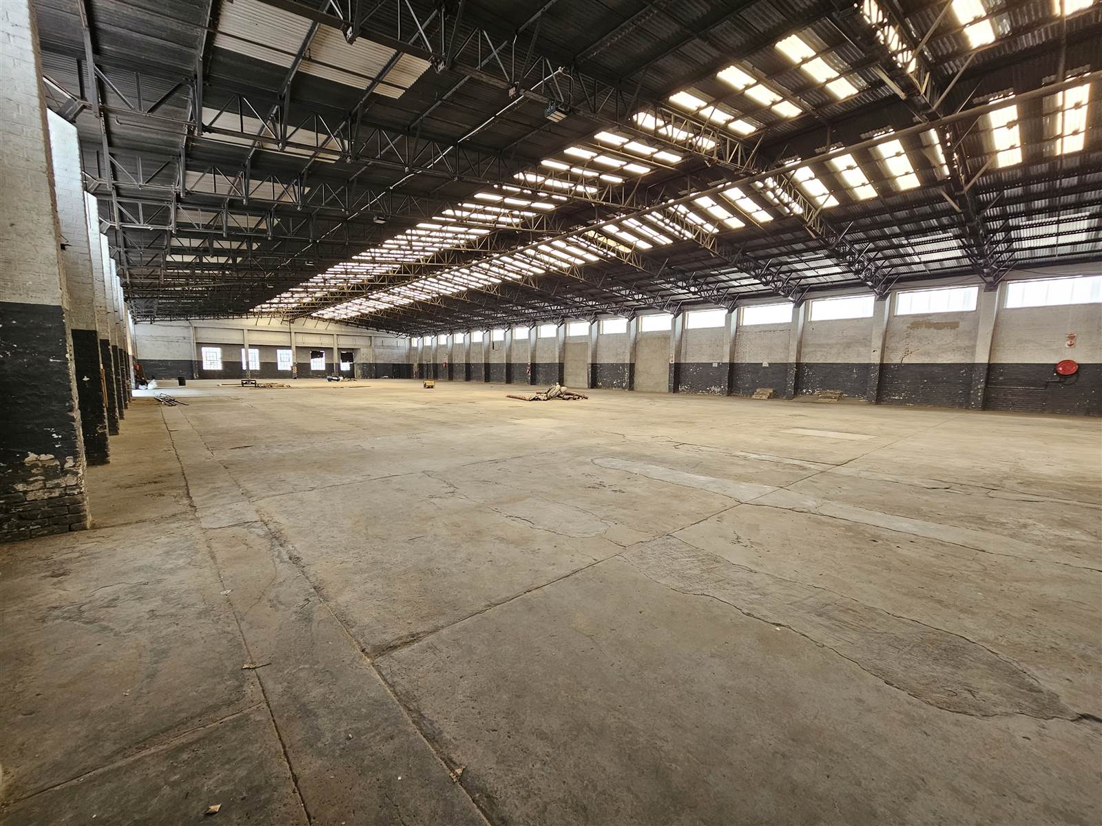 2117  m² Industrial space in Benoni South photo number 8