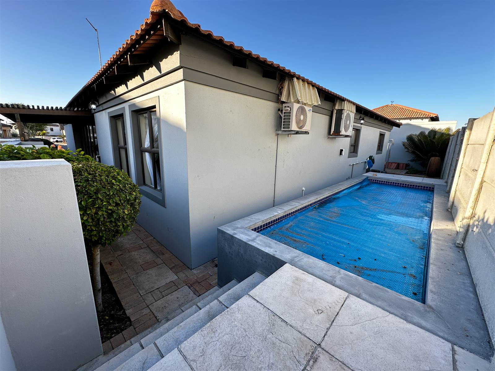 4 Bed House in Bloubergstrand photo number 30