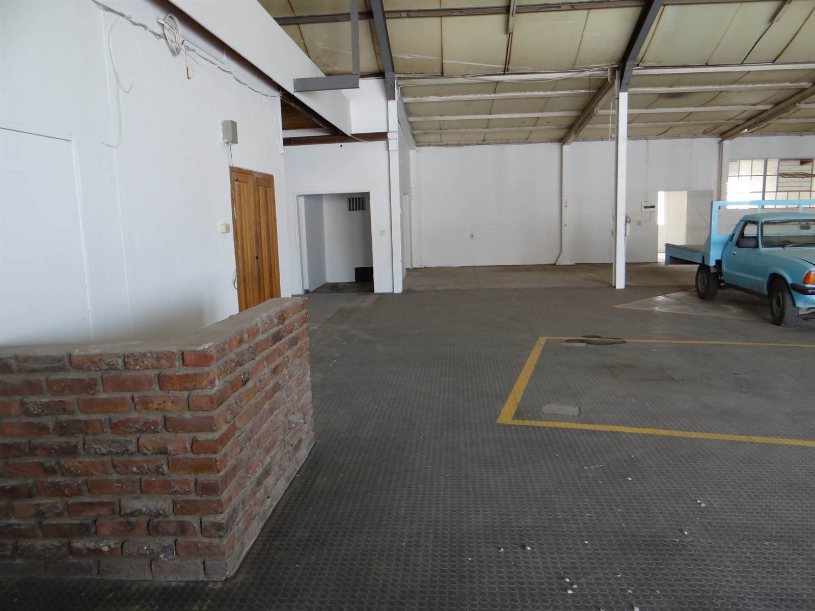 Industrial space in Beaufort West photo number 6