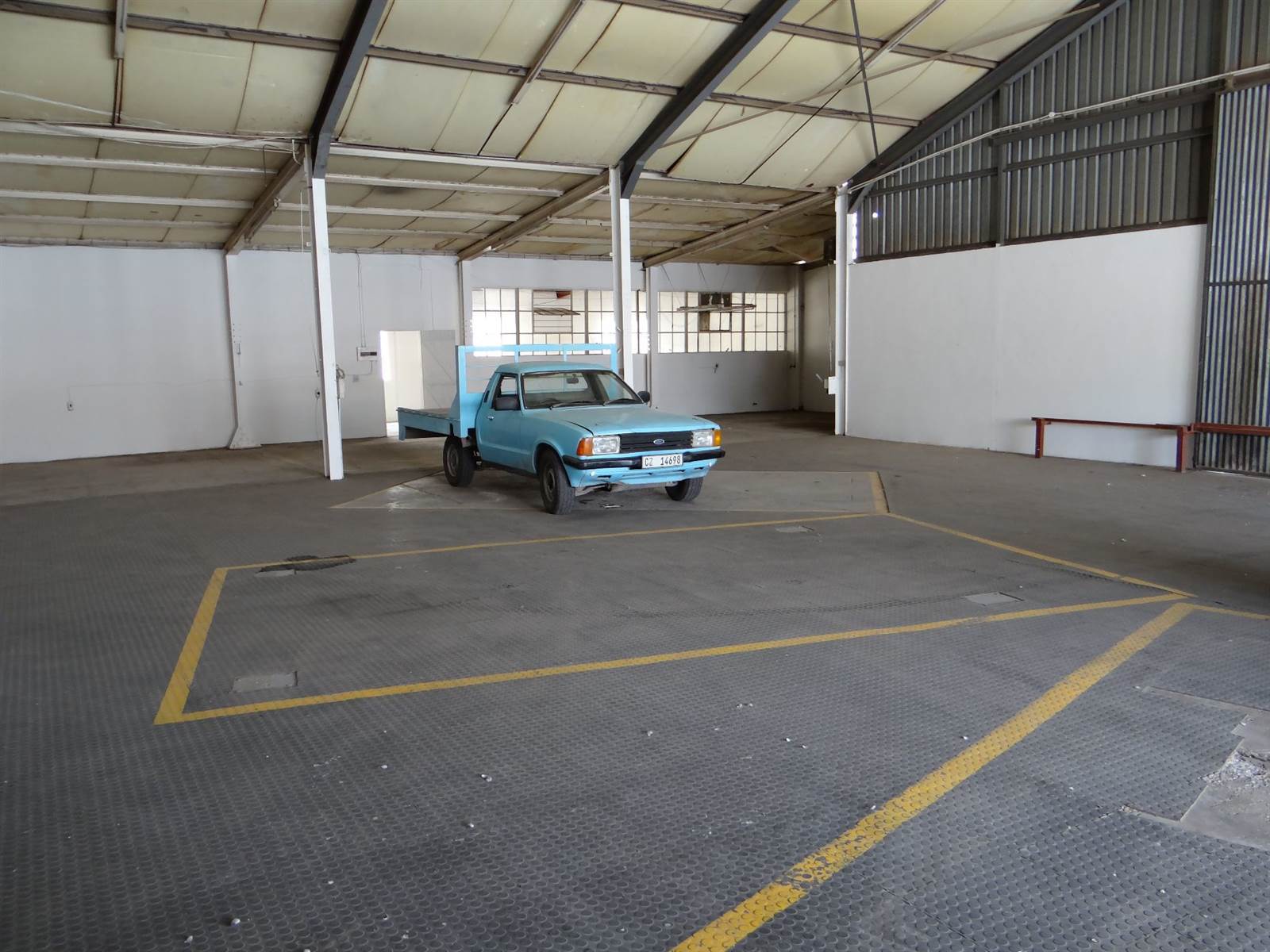 Industrial space in Beaufort West photo number 21