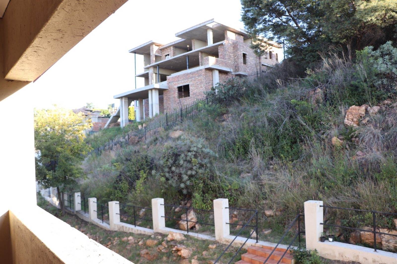 2 Bed Townhouse in Constantia Kloof photo number 21