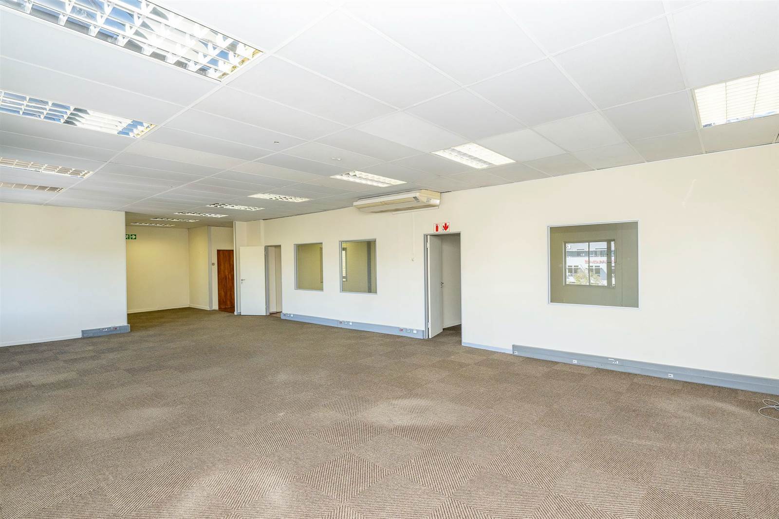 803  m² Commercial space in Oakdale photo number 13