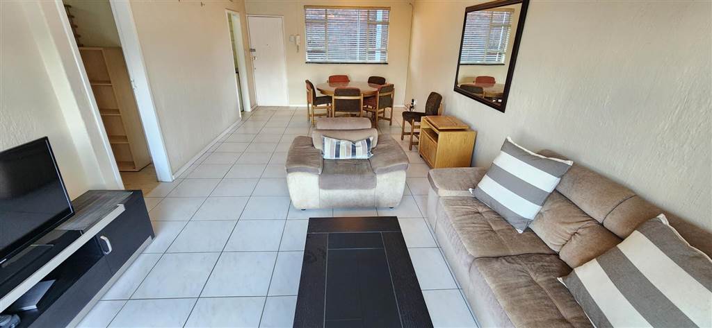 2 Bed Apartment in Morninghill photo number 6