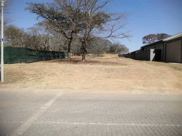 1 578 m² Land