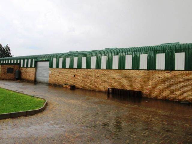 1200  m² Commercial space in Hartbeespoort Dam photo number 10