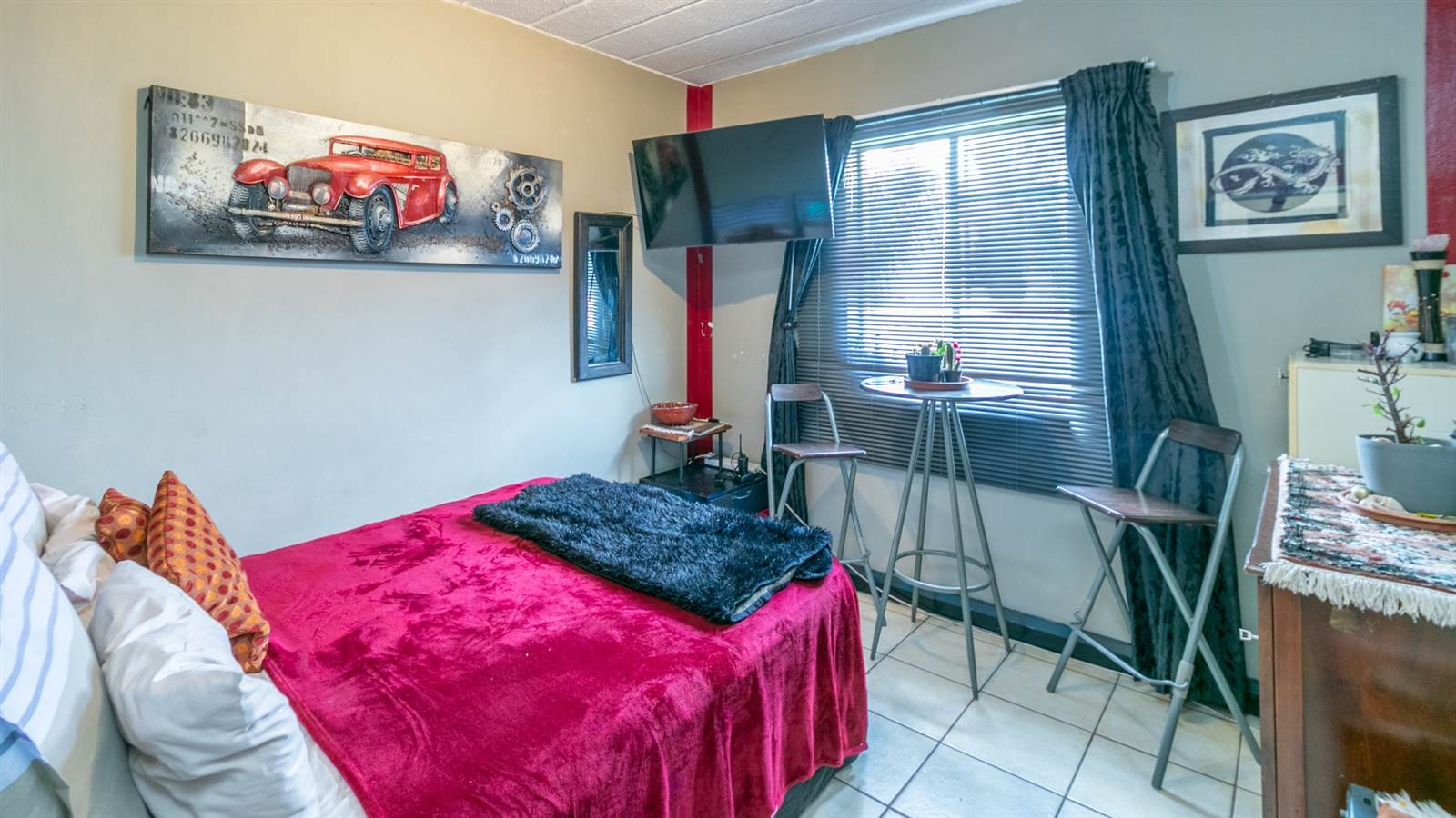 3 Bed Apartment in Constantia Kloof photo number 13