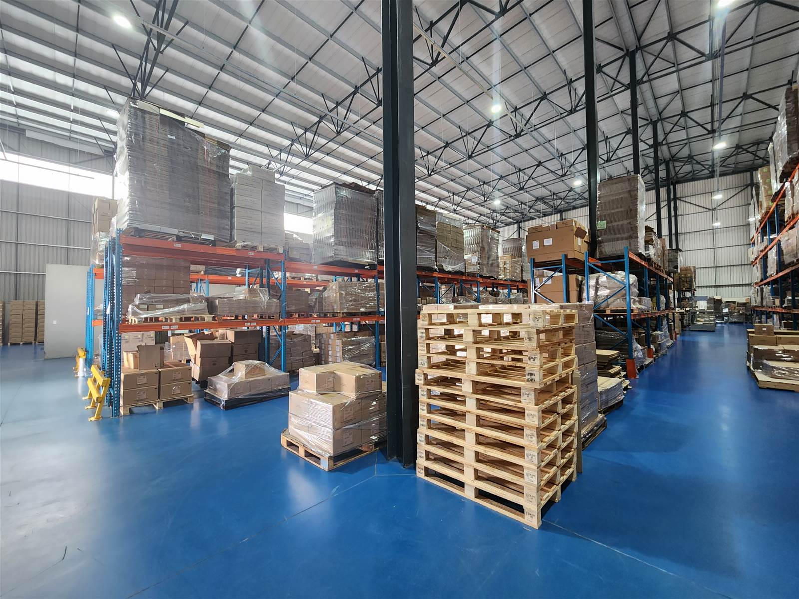 3434  m² Industrial space in Roodepoort Central photo number 4