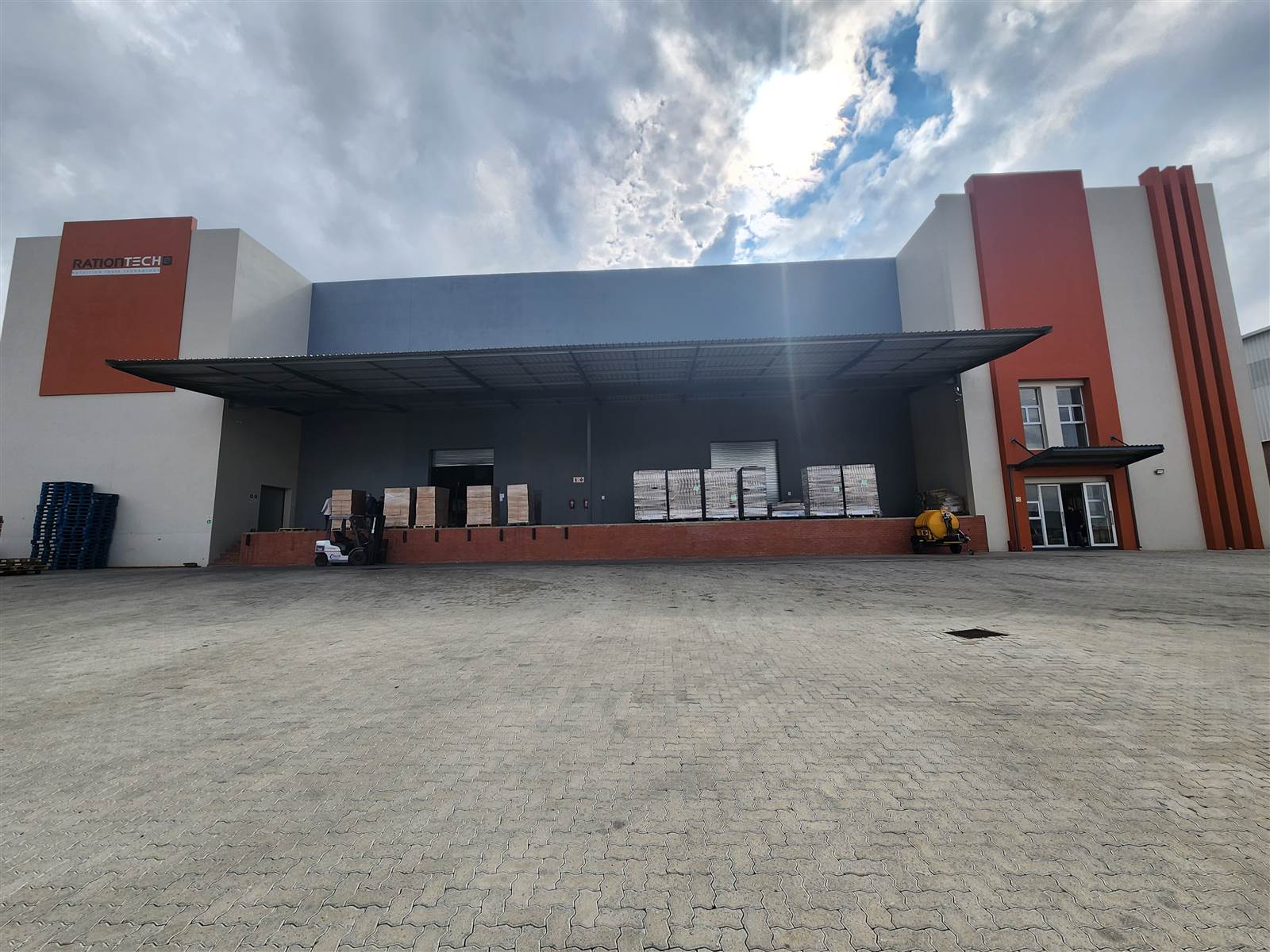 3434  m² Industrial space in Roodepoort Central photo number 19