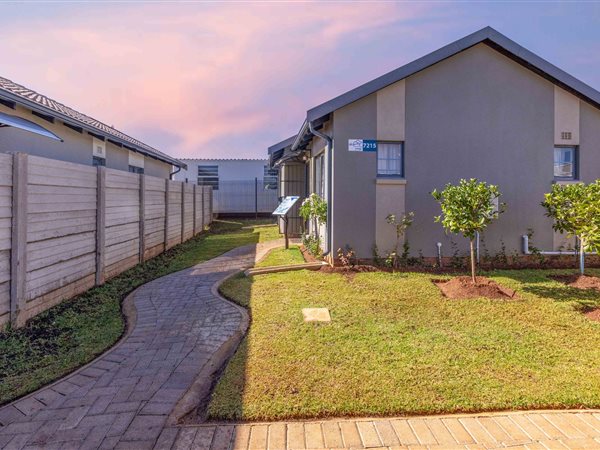 2 Bedroom House 2 Bedroom House