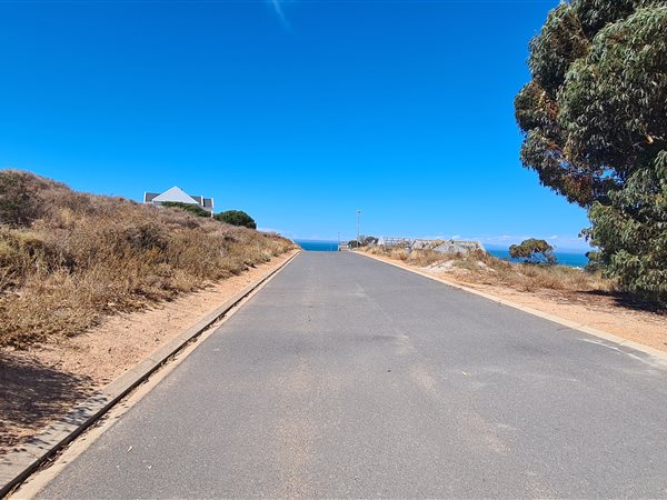 872 m² Land