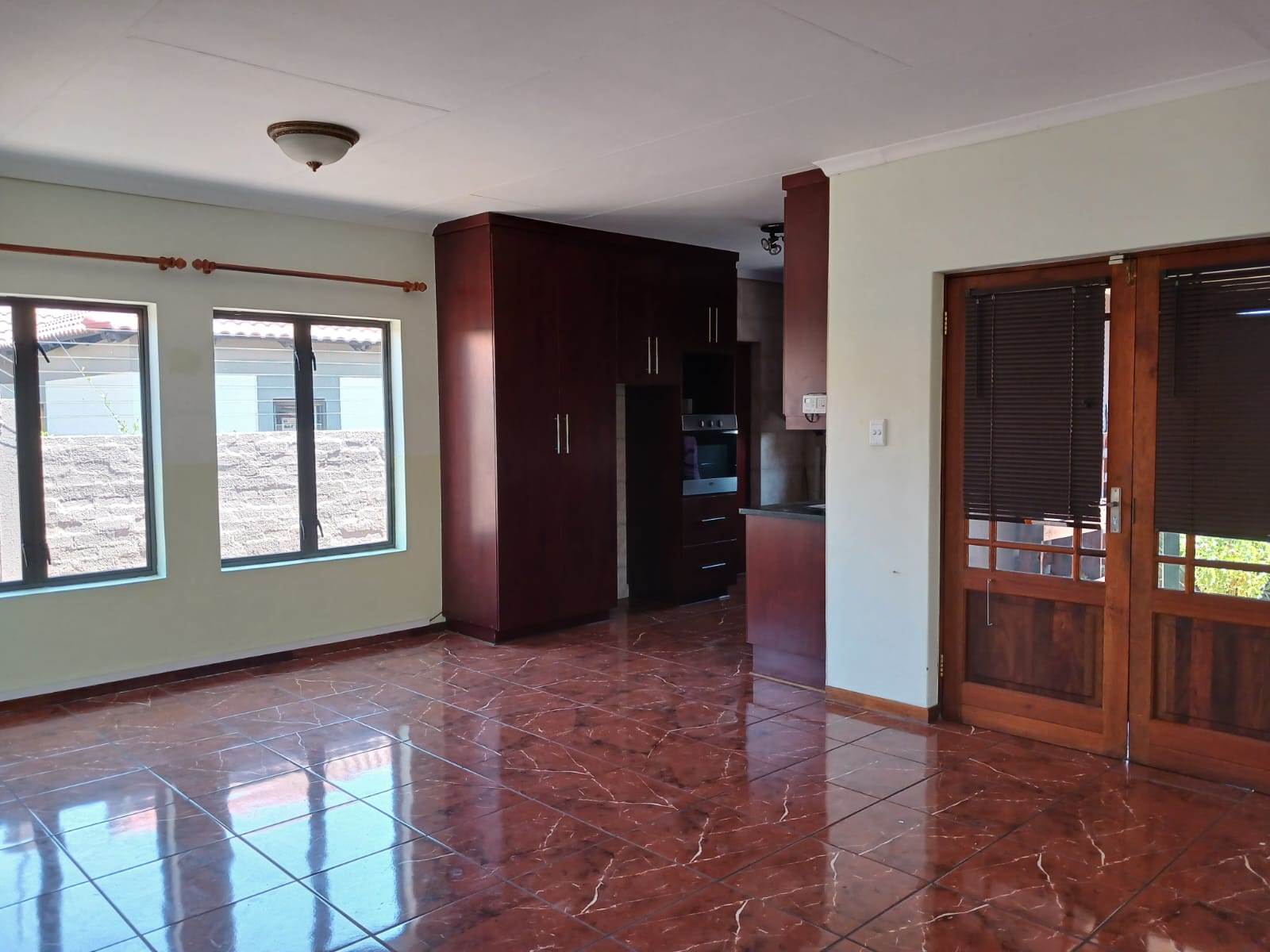 2 Bed House in Secunda photo number 6