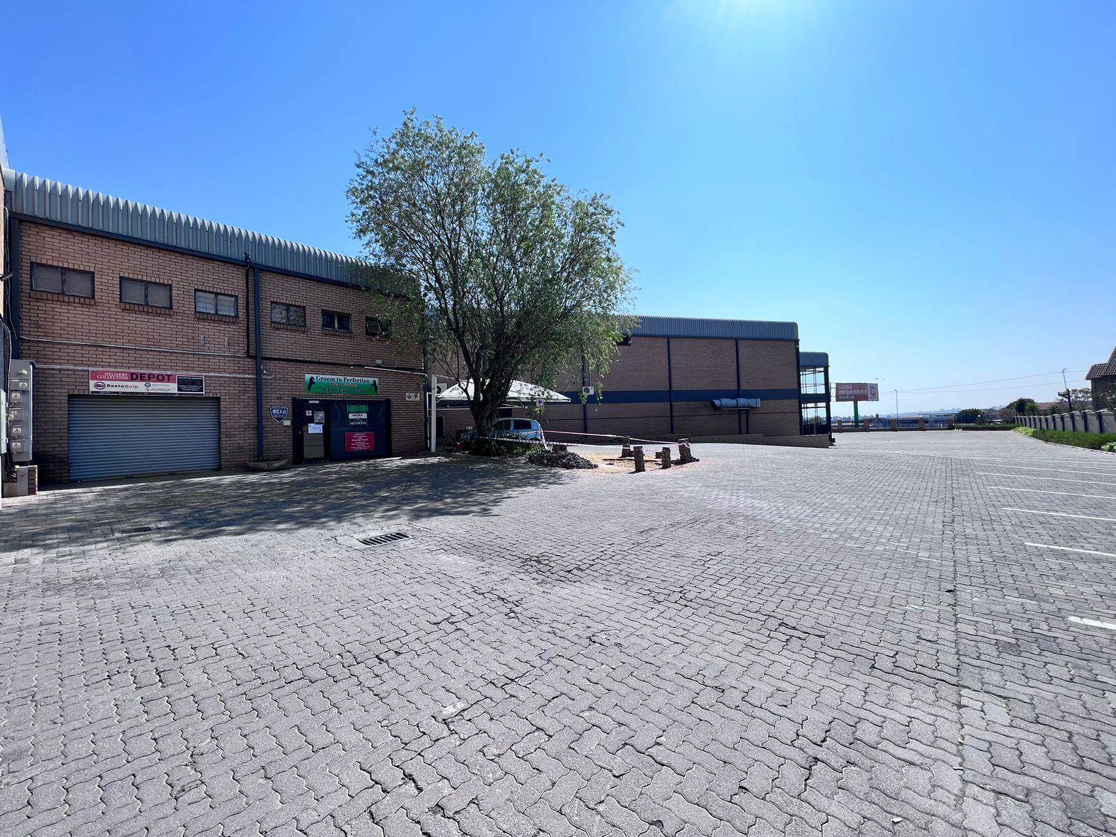75  m² Commercial space in Ruimsig photo number 7